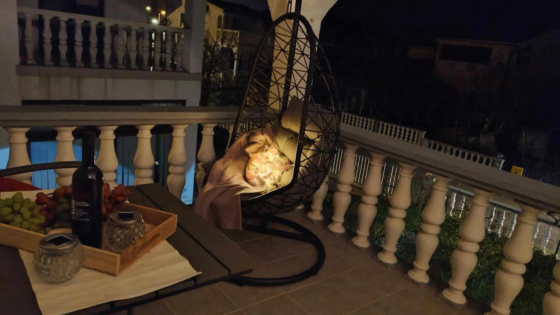 Apartments Iris Вир