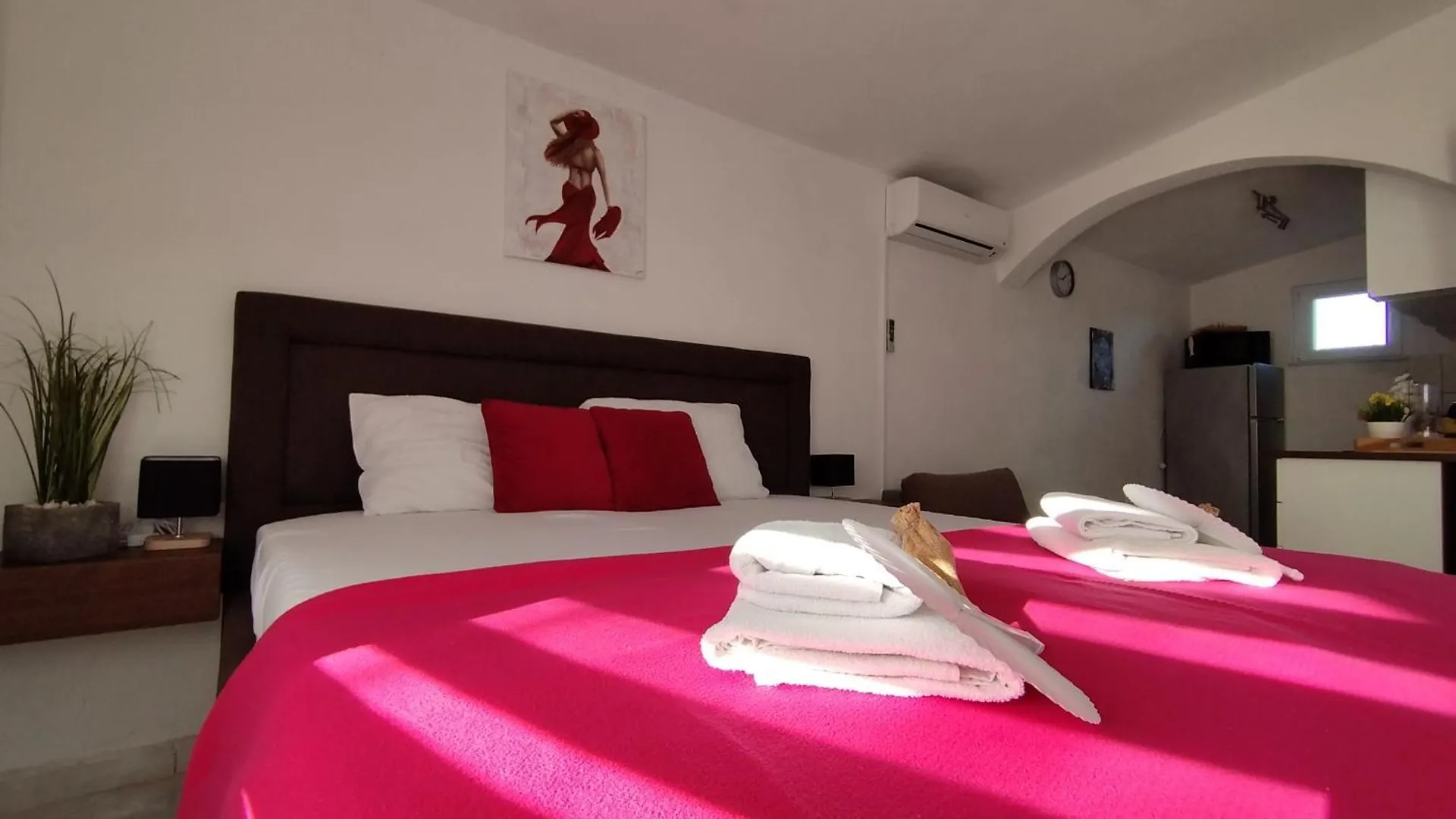 Apartments Iris Вир Хорватия